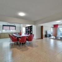 Квартира на первой линии моря/озера на Кипре, Протарас, 250 кв.м.