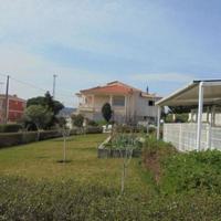 Villa at the second line of the sea / lake, in the suburbs in Portugal, Lisbon, 750 sq.m.