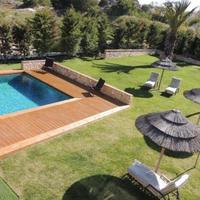 Вилла на второй линии моря/озера, в пригороде в Португалии, Албуфейра, 670 кв.м.