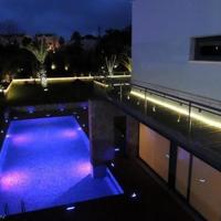 Вилла на второй линии моря/озера, в пригороде в Португалии, Албуфейра, 670 кв.м.