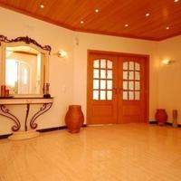 Вилла на второй линии моря/озера, в пригороде в Португалии, Албуфейра, 357 кв.м.