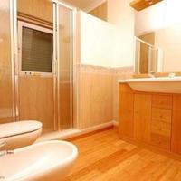 Вилла на второй линии моря/озера, в пригороде в Португалии, Албуфейра, 357 кв.м.