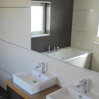 Вилла на второй линии моря/озера, в пригороде в Португалии, Албуфейра, 180 кв.м.