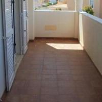 Вилла на второй линии моря/озера, в пригороде в Португалии, Албуфейра, 180 кв.м.