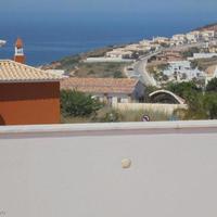 Вилла на второй линии моря/озера, в пригороде в Португалии, Албуфейра, 180 кв.м.