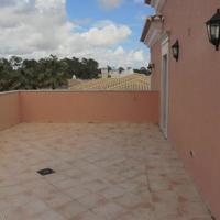 Вилла на второй линии моря/озера, в пригороде в Португалии, Албуфейра, 217 кв.м.