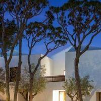 House at the second line of the sea / lake, in the suburbs in Portugal, Albufeira, 165 sq.m.