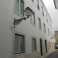 Апартаменты в пригороде в Португалии, Лиссабон, 344 кв.м.