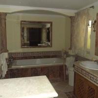 Вилла на второй линии моря/озера, в пригороде в Португалии, Албуфейра, 410 кв.м.