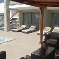 Villa at the first line of the sea / lake, in the suburbs in Portugal, Albufeira