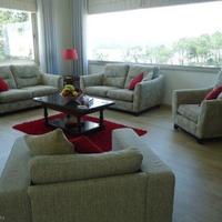 Villa at the first line of the sea / lake, in the suburbs in Portugal, Albufeira