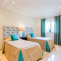 House at the second line of the sea / lake, in the suburbs in Portugal, Albufeira, 550 sq.m.