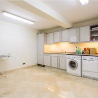 House at the second line of the sea / lake, in the suburbs in Portugal, Albufeira, 550 sq.m.