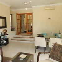 Вилла на второй линии моря/озера, в пригороде в Португалии, Албуфейра, 339 кв.м.