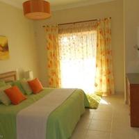 Вилла на второй линии моря/озера, в пригороде в Португалии, Албуфейра, 339 кв.м.