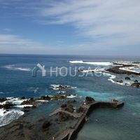 Apartment in Spain, Canary Islands, Santa Cruz de Tenerife, 250 sq.m.