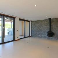 Вилла на второй линии моря/озера, в пригороде в Португалии, Албуфейра, 233 кв.м.