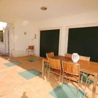 Вилла на второй линии моря/озера, в пригороде в Португалии, Албуфейра, 569 кв.м.