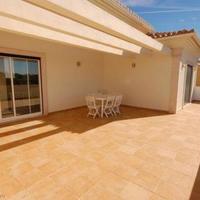 Вилла на второй линии моря/озера, в пригороде в Португалии, Албуфейра, 569 кв.м.