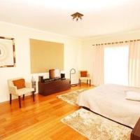 Вилла на второй линии моря/озера, в пригороде в Португалии, Албуфейра, 569 кв.м.