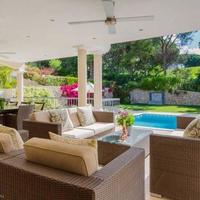 Villa at the second line of the sea / lake, in the suburbs in Portugal, Albufeira, 530 sq.m.