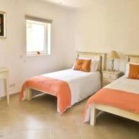 Villa at the second line of the sea / lake, in the suburbs in Portugal, Albufeira, 485 sq.m.