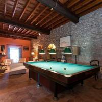 House in Spain, Catalunya, Girona, 1553 sq.m.