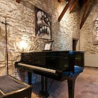 House in Spain, Catalunya, Girona, 1553 sq.m.