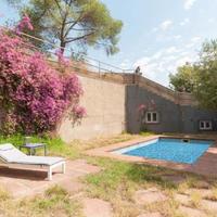 House in Spain, Catalunya, Barcelona, 418 sq.m.
