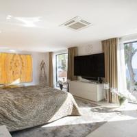 House at the first line of the sea / lake in Spain, Catalunya, Girona, 532 sq.m.