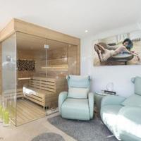 House at the first line of the sea / lake in Spain, Catalunya, Girona, 532 sq.m.