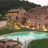 Land plot at the first line of the sea / lake in Spain, Catalunya, Girona