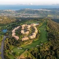 Land plot at the first line of the sea / lake in Spain, Catalunya, Girona
