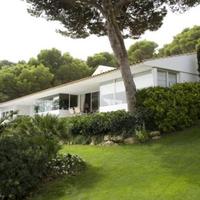 House at the first line of the sea / lake in Spain, Catalunya, Begur, 600 sq.m.