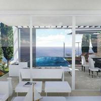 Villa at the first line of the sea / lake in Republic of Cyprus, Eparchia Pafou, 365 sq.m.