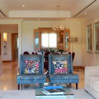 Apartment at the second line of the sea / lake, in the suburbs in Portugal, Albufeira, 120 sq.m.