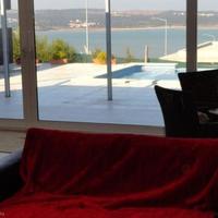 Вилла на второй линии моря/озера, в пригороде в Португалии, Албуфейра, 478 кв.м.