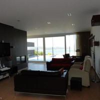 Вилла на второй линии моря/озера, в пригороде в Португалии, Албуфейра, 478 кв.м.