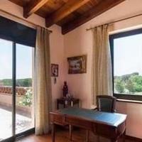 Villa at the first line of the sea / lake in Spain, Catalunya, Girona, 1200 sq.m.