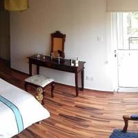 Дом на первой линии моря/озера на Кипре, Пафос, 342 кв.м.