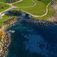 Вилла на первой линии моря/озера на Кипре, Пафос, 200 кв.м.