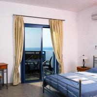 Villa at the first line of the sea / lake in Republic of Cyprus, Protaras, 178 sq.m.