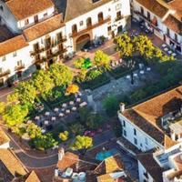 Отель (гостиница) в центре города в Испании, Андалусия, 650 кв.м.