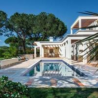 Вилла на второй линии моря/озера, в пригороде в Португалии, Албуфейра