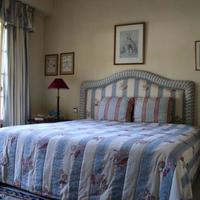 Вилла на второй линии моря/озера, в пригороде в Португалии, Лиссабон, 415 кв.м.