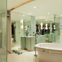 Апартаменты на первой линии моря/озера, в пригороде в Таиланде, Пхукет, 300 кв.м.