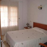 Вилла на первой линии моря/озера в Испании, Каталония, Жирона, 395 кв.м.