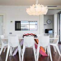 Apartment at the first line of the sea / lake in Spain, Catalunya, Barcelona, 175 sq.m.