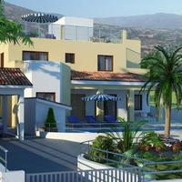 House at the first line of the sea / lake in Republic of Cyprus, Eparchia Pafou, 253 sq.m.