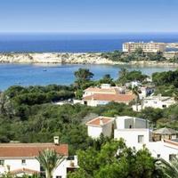 Villa at the first line of the sea / lake in Republic of Cyprus, Eparchia Pafou, 210 sq.m.